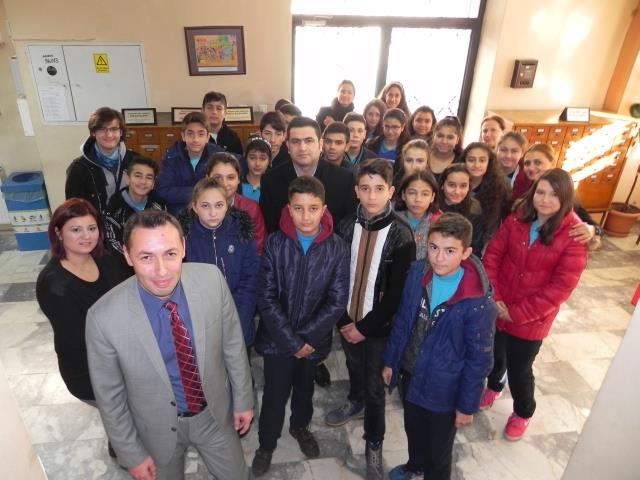İL HALK KÜTÜPHANESİ ZİYARETİ (2).jpg İL HALK KÜTÜPHANESİ ZİYARETİ (2).jpg